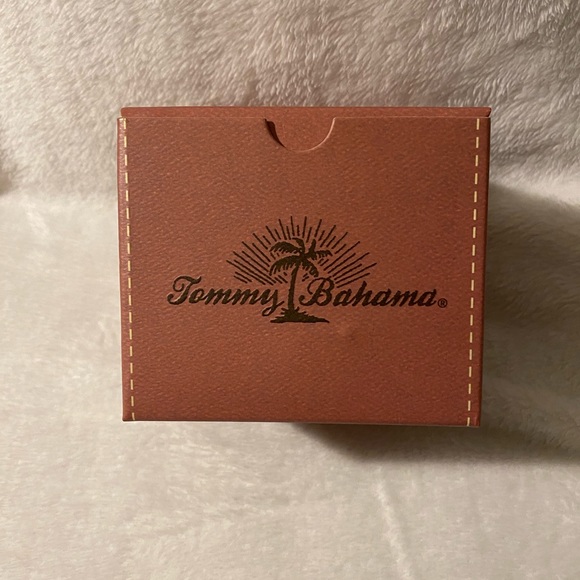 Tommy Bahamas Ladies Watch with Silver Band (Style TB4032) - Picture 9 of 9